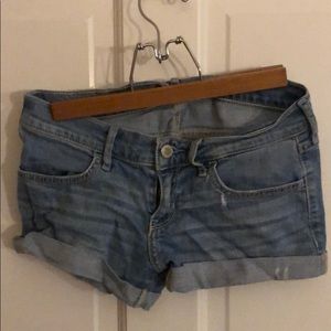 Shorts size 3